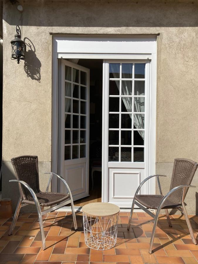 La Maison Virginie 1 A 2 Pers Charmant Hyper Centre- Cour- Parking- Linge- Fibre- Proximite Lac Canal Piscine モンタルジ エクステリア 写真